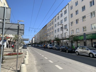 100 nowych czujników parkowania w Gdyni, ul. Świętojańska // fot. D.Matejczyk