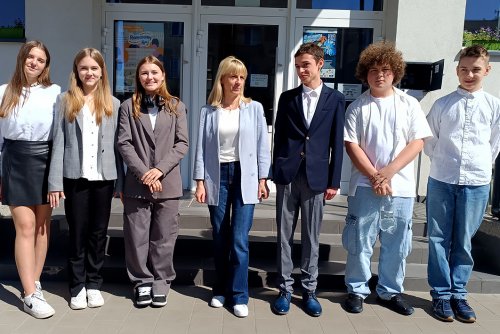 Uczniowie Szkoły Podstawowej nr 33 w Gdyni, egzamin oceniają jako łatwy // fot. Katarzyna Balcerzak