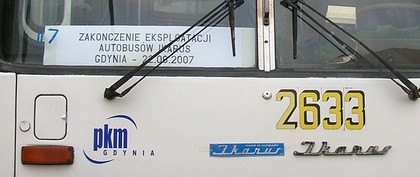 tablica z informacją o zakończeniu eksploatacji Ikarusa, foto: Dorota Nelke