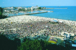 Gdynia - bawi sie pod chmurka - zdjecie