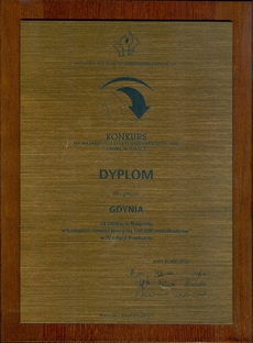 Dyplom dla gminy Gdynia za zdobycie Nagrody w kategorii gmin powyżej 100 tys. mieszkańców w IV edycji Konkursu na najbardziej efektywną energetycznie gminę w Polsce