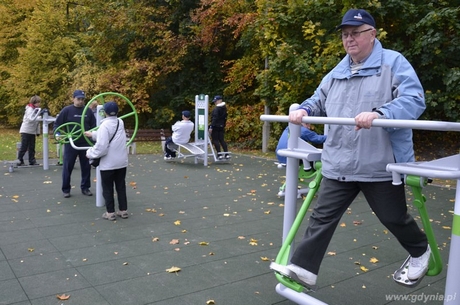 Seniorzy na siłowni