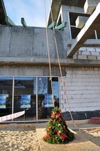 Uroczystość zawieszenia wiechy na budynku stacjonarnego hospicjum dla dzieci w Gdyni / fot. Dorota Nelke