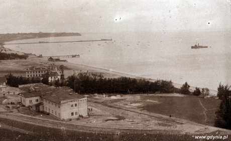 Widok z Kamiennej Góry na port tymczasowy, fot. Roman Morawski, 1923 r. (ze zbiorów Muzeum Miasta Gdyni)