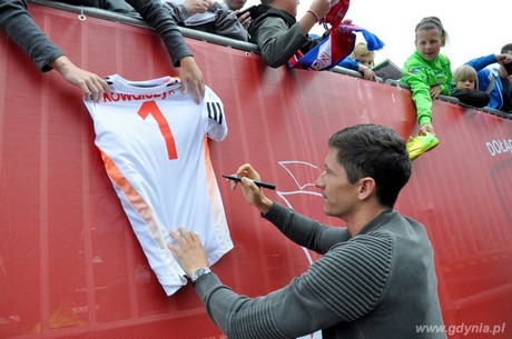Robert Lewandowski w Gdyni na finale turnieju piłkarskiego Coca-Cola Cup / fot. Dorota Nelke