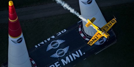 Ostatni w tym sezonie przystanek Mistrzostw Świata Red Bull Air Race / fot. RBAR