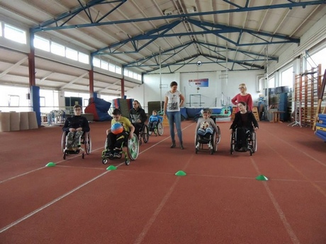 Zajęcia sportowe dla osób niepełnosprawnych