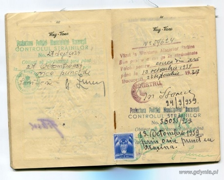 Paszport Heleny Niedenthal, fot. Muzeum Emirgacji
