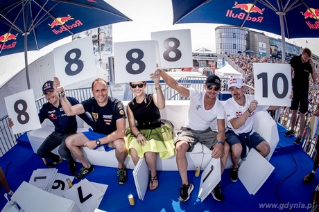 Jurorzy 5. Konkursu Lotów Red Bull, fot. Karol Stańczak