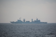 Okręt zaopatrzeniowy `Qiandaohu` Marynarki Wojennej Chin, fot. Piotr Leoniak