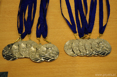 Ponad 60 medali trafiło do najmłodszych uczestników, którzy startowali w kategorii klas I-III szkoły podstawowej, fot. Michał Kowalski
