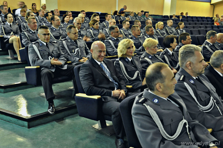 Gdyńscy policjanci na uroczystości z okazji Święta Policji w kinie Grom, fot. Barbara Betlejewska