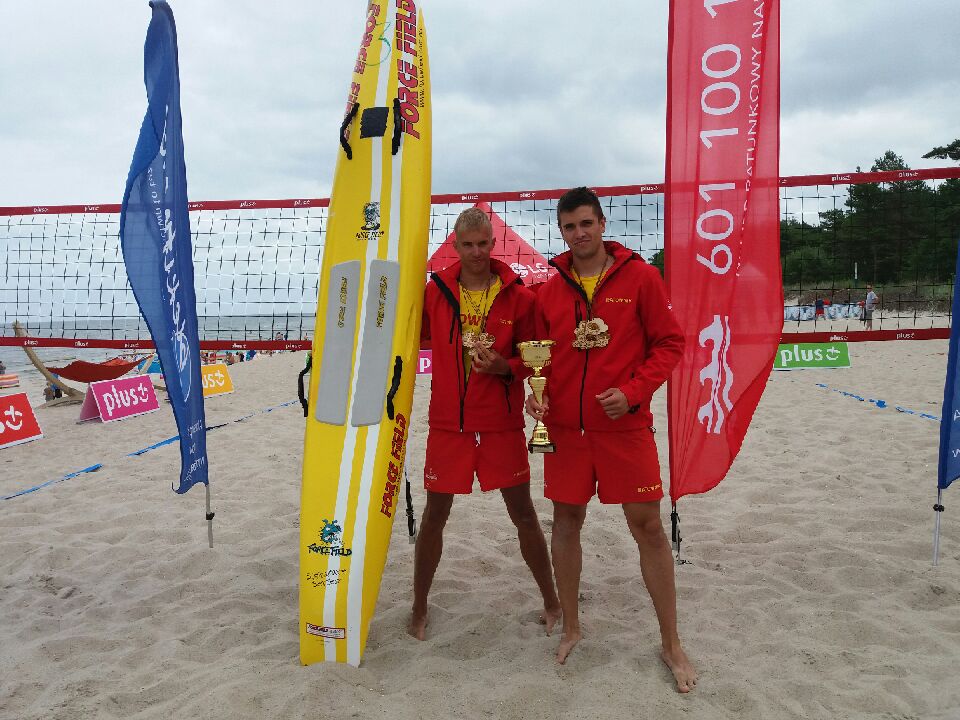 Zwycięzcy zawodów ratowniczych Surf Rescue Board Challenge 2016 / fot. Gdyńskie Centrum Sportu