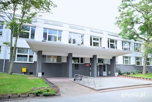 Przyszłość Zespołu Sportowych Szkół Ogólnokształcącyc w Gdyni nie jest zagrożona. Samorząd odnotowuje zwiększone zainteresowanie nauką w placówce. (fot. Jakub Winiewski)