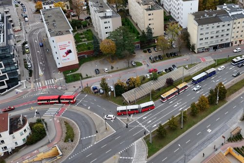 Parada Ikarusów ul. Świętojańską (fot. Sławomir Okoń)