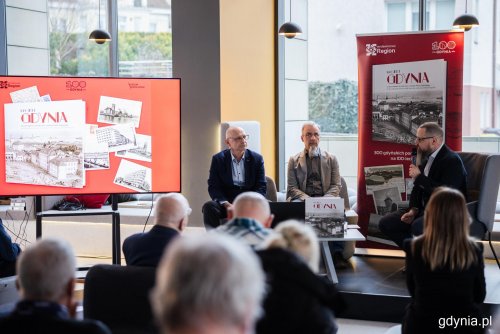 Premiera wydawnictwa „Projekt Gdynia na pocztówkach do 1945 roku z kolekcji Piotra Popińskiego