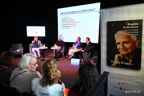 Panel dyskusyjny w Konsulacie Kultury (fot. Michał Puszczewicz)