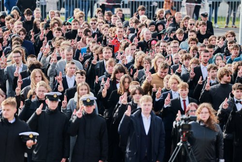 Studenci Uniwersytetu Morskiego podczas ślubowania (fot. Uniwersytet Morski w Gdyni)