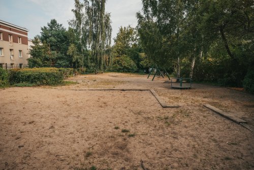 Tak dziś wygląda teren przy ul. Biskupa Dominika 29a-33a. Już wkrótce przejdzie kompleksową metamorfozę (fot. Marcin Mielewski)