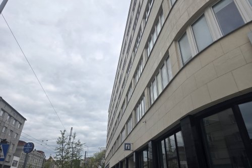 Wnioski o bezpłatny audyt można składać osobiście – w punkcie programu „Czyste Powietrze” przy ul. 10 Lutego 24, do 29 maja 2026 r. (fot. Magda Dosz)