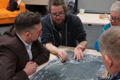 Uczestnicy spotkania konsultacyjnego dot. Parku Leśnego, fot. LIS