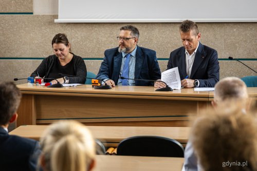 Podpisanie umowy na odbiór energii grupa Norda (fot. Kamil Złoch)