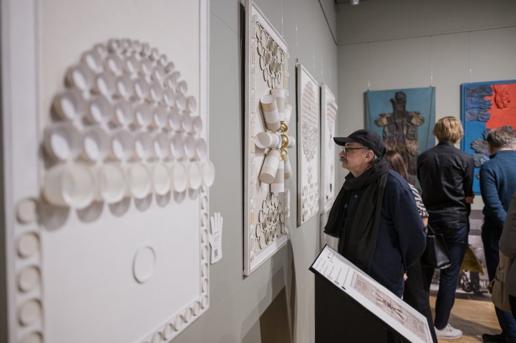 Finisaż: Konserwacja na Maxa. Asamblaże Maksymiliana Kasprowicza – oprowadzanie kuratorskie