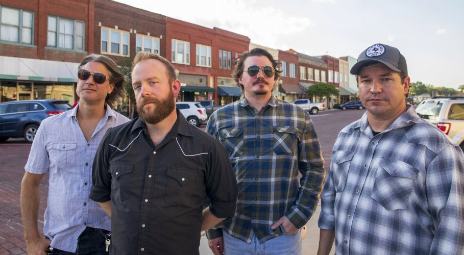 Dustin  Arbuckle & The Damnations