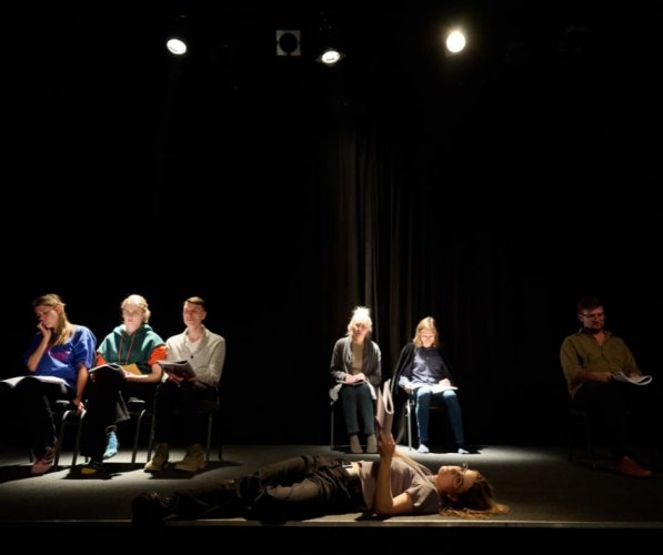 Starter do kultury. Program edukacji do kultury na 100-lecie Gdyni.  Zdjęcie tytułowe: Piotr Pędziszewski, Teatr Miejski w Gdyni.