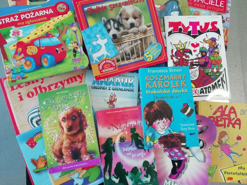 Książka na wiosnę z Biblioteki Pogórze