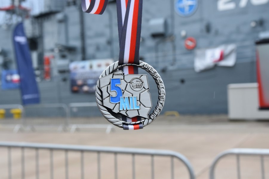 Medal dla uczestników wydarzenia Bieg 5 Mil