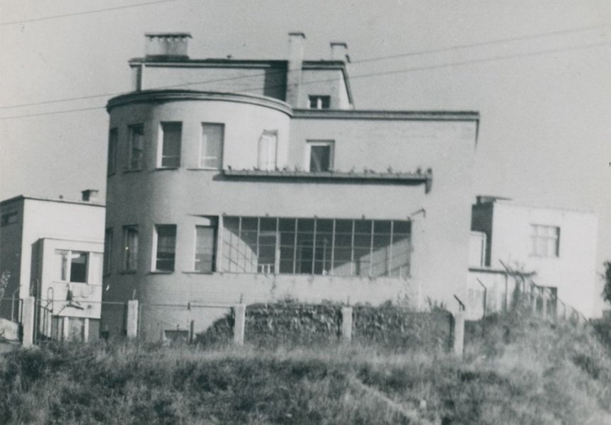 Wakacje z Modernizmem
