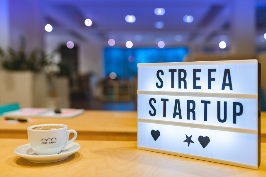 Kawa w Strefie - konsultacje (fot. Strefa Startup Gdynia)