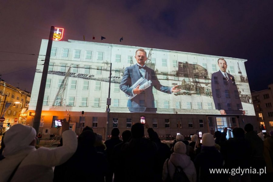 Spektakl multimedialny 3D video projection mapping „Zaczęło się od morza. Baśniowa opowieść o Gdyni” (fot. Paweł Budziński)