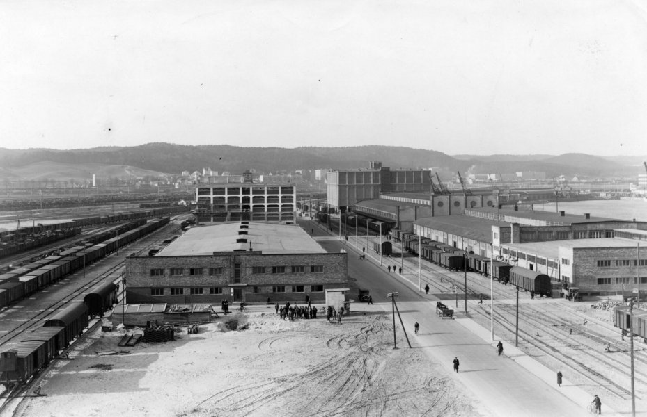 Gdynia – dzieło otwarte. Oprowadzanie po wystawie z przewodnikiem – Port, morze, architektura