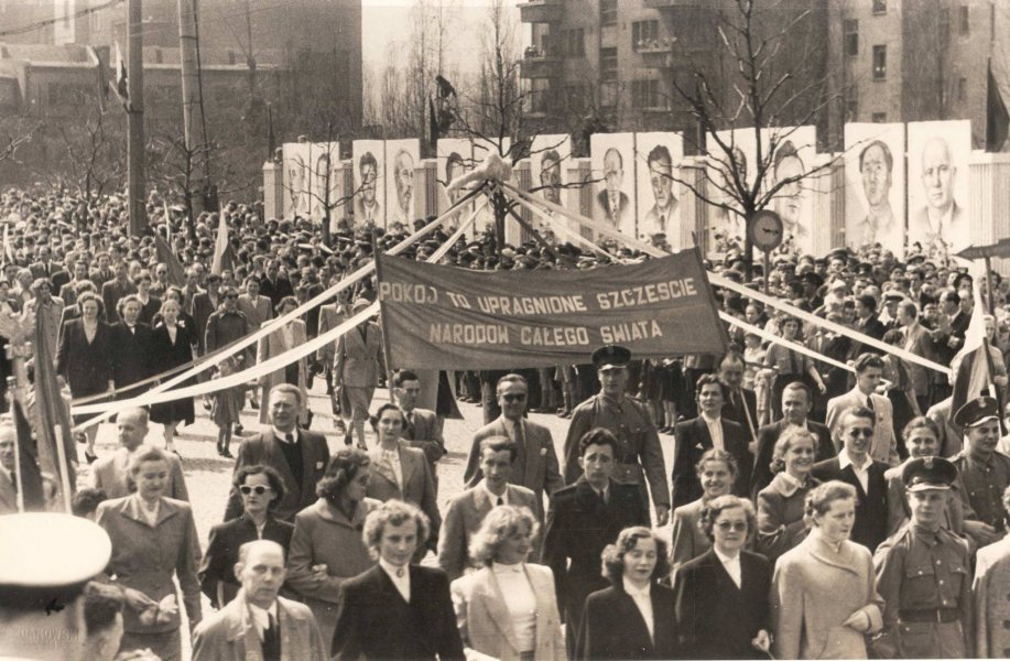 Stalinizm w gdyńskich fotografiach - wykład dra Ł. Jasińskiego