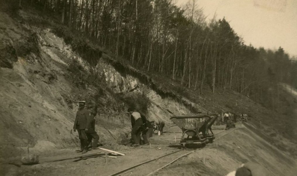 Koleją z Gdyni do Kokoszek – spacer historyczny z Dawidem Gajosem