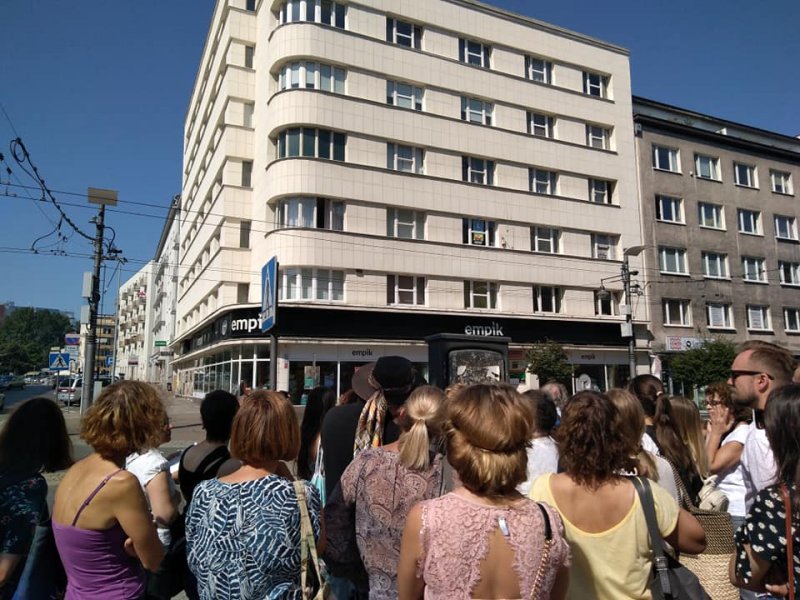 Wakacje z modernizmem - cykl letnich spacerów architektonicznych