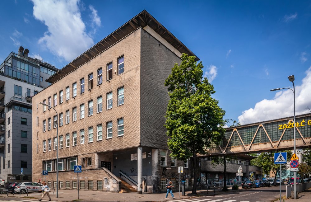 Modernizm, Budynek YMCA w Gdyni, widok z zewnątrz