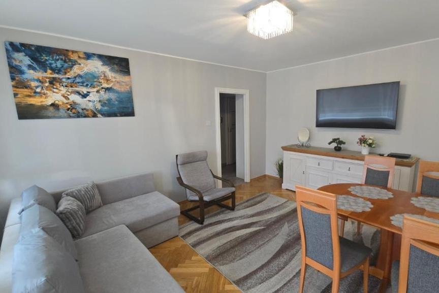 Słoneczny apartament, widok na salon