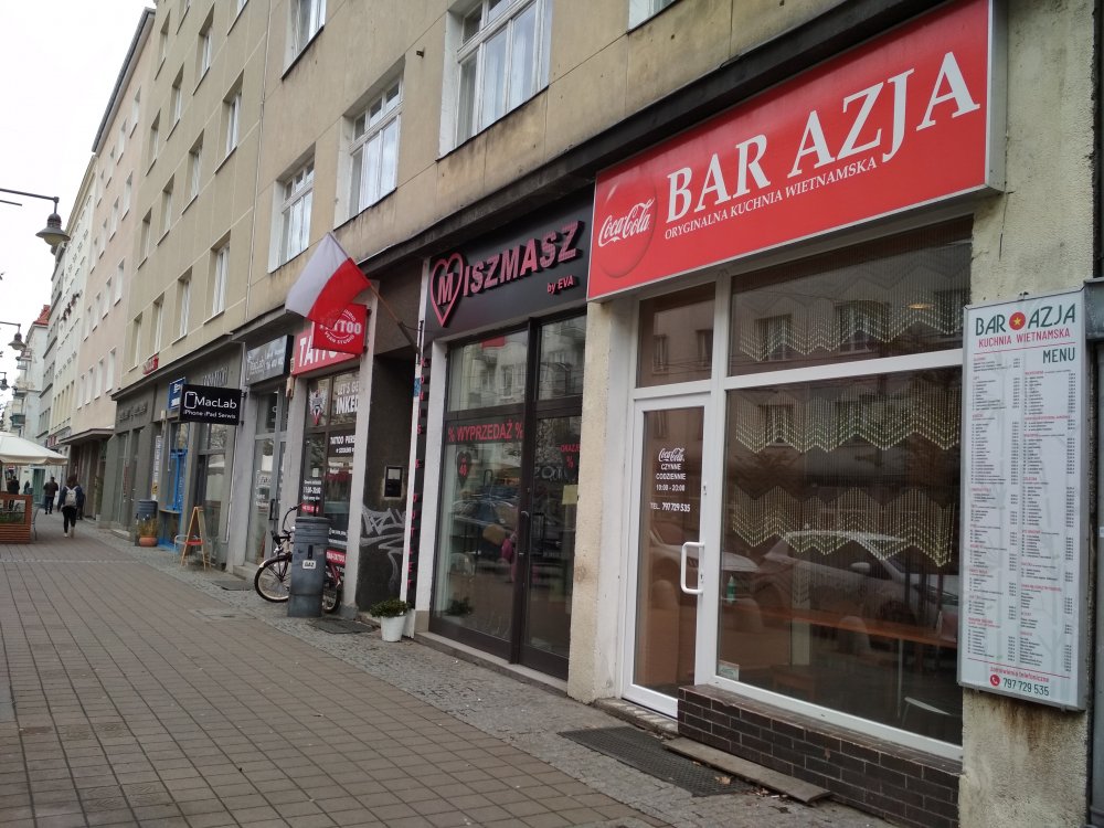 Bar Azja, widok z zewnątrz