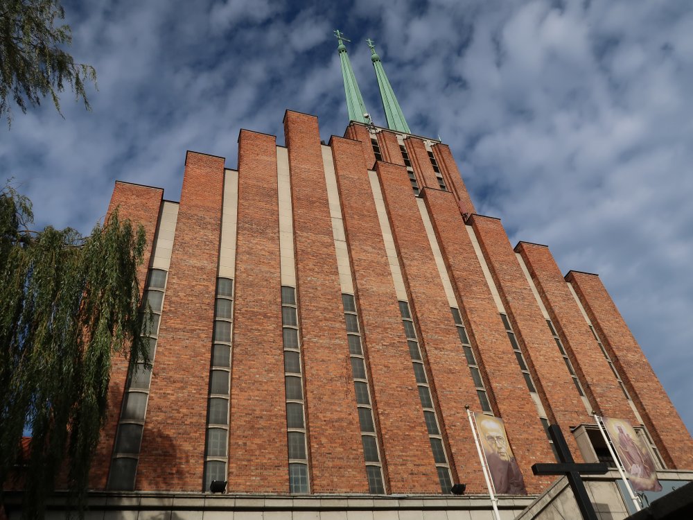 Elewacja główna kościoła franciszkanów w Gdyni