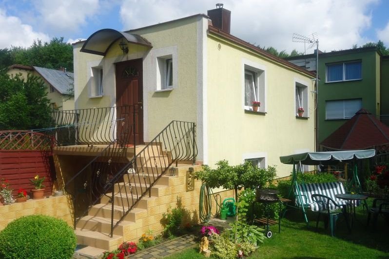 Domek turystyczny, widok z zewnątrz