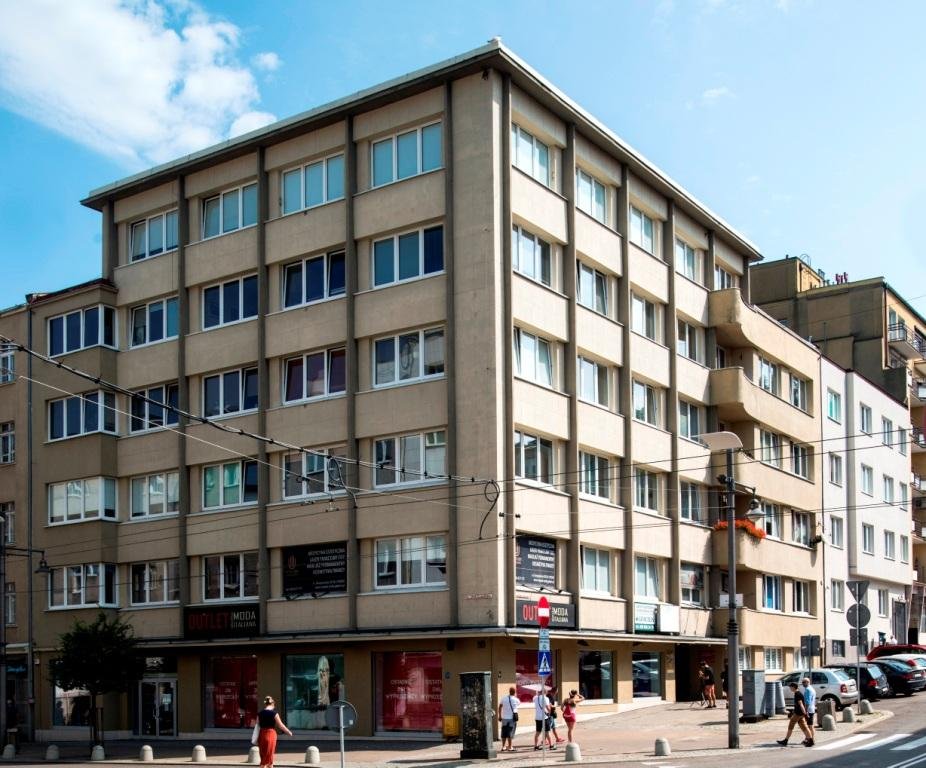 Modernizm, kamienica Krenski w Gdyni, widok z zewnątrz