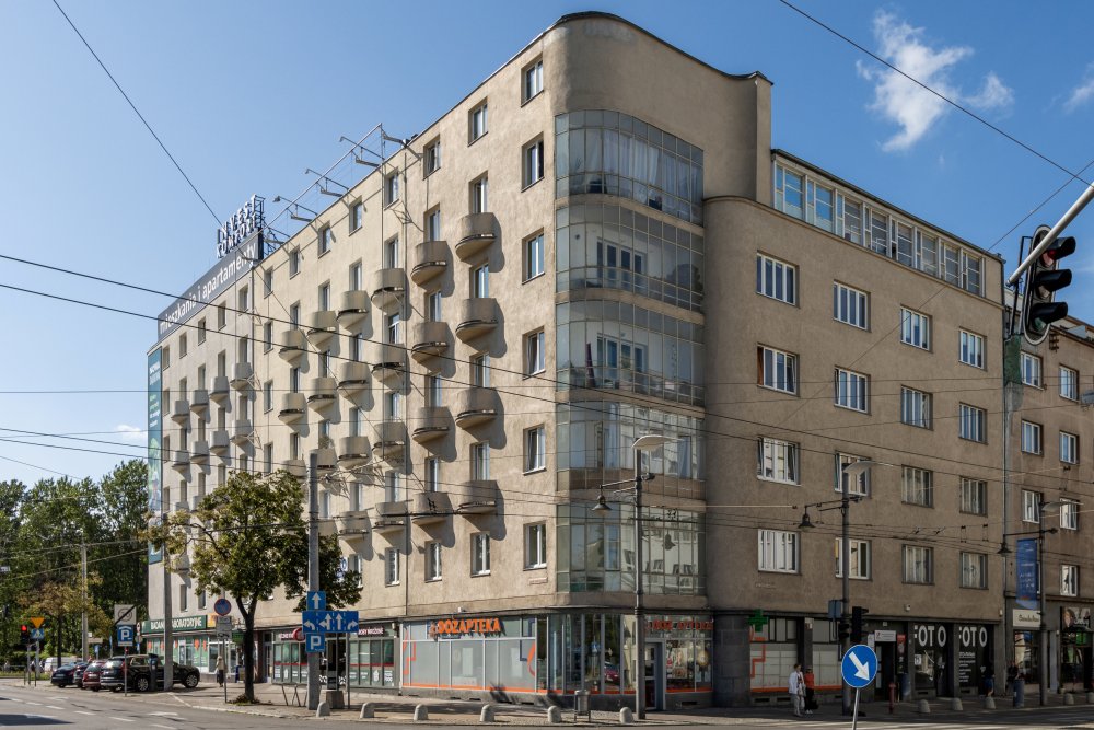 kamienica_Ogończyka-Blocha_Mazalona Modernizm Gdyni widok z zewnątrz