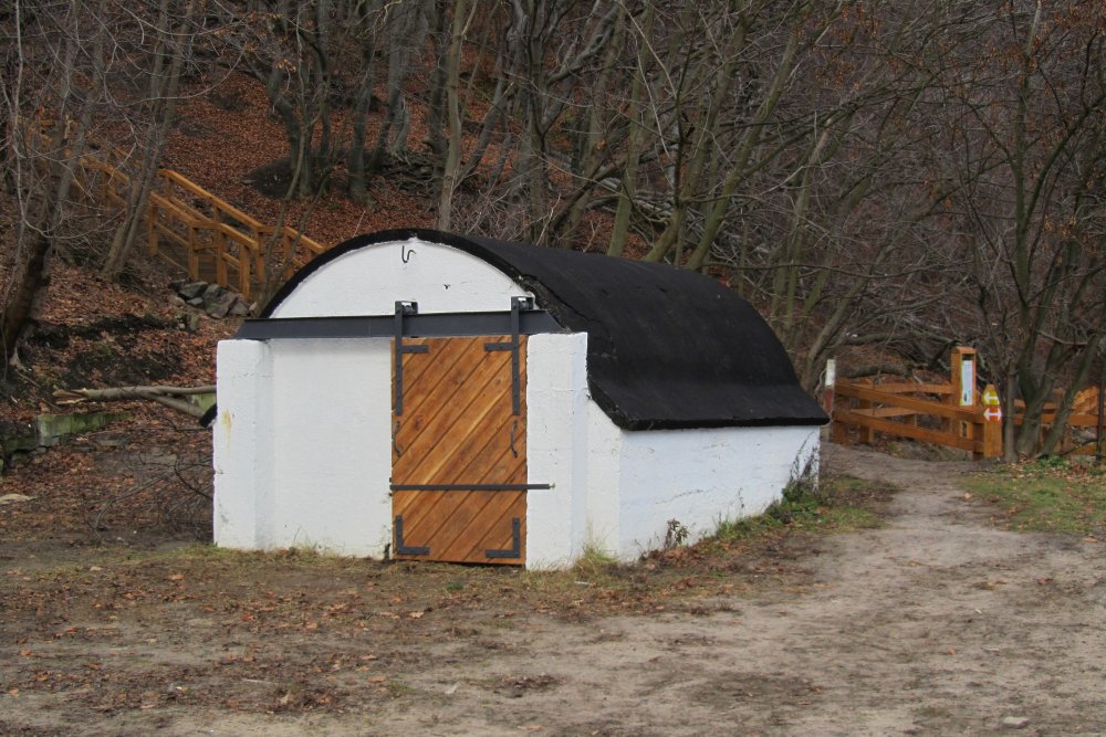 Schron na reflektor przy ul. Orłowskiej