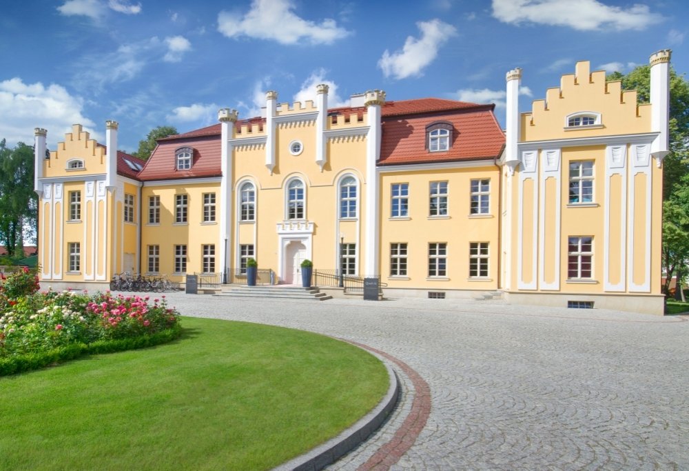 Widok z zewnątrz na Hotel Quadrille