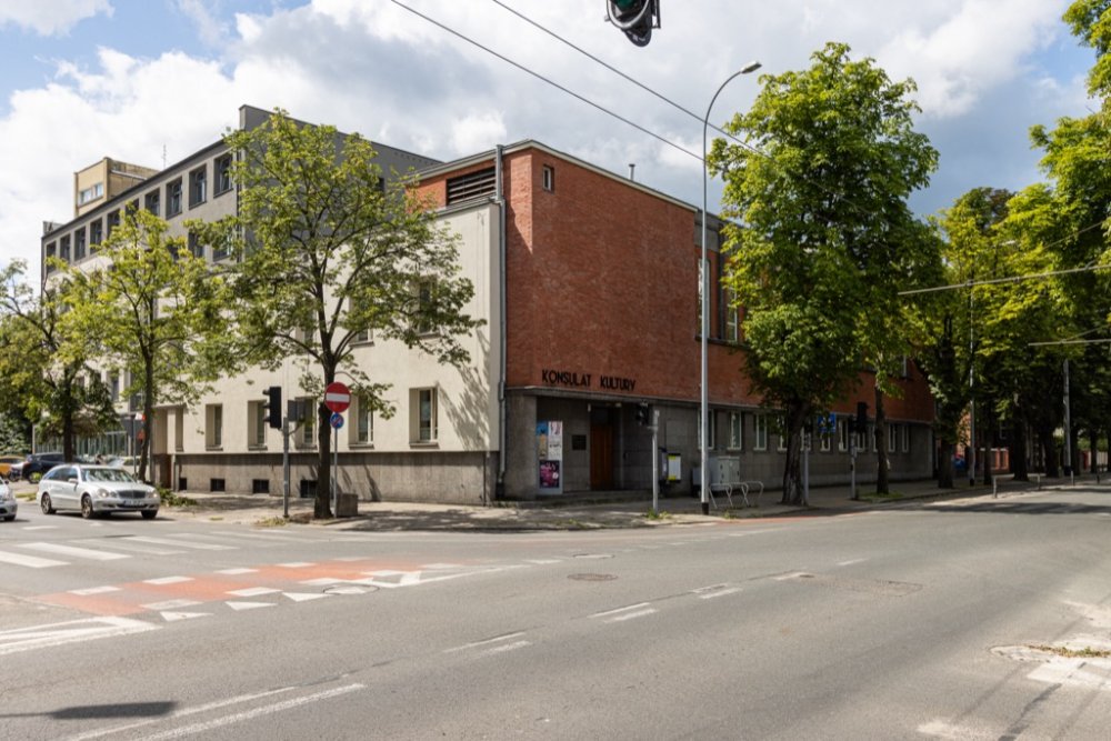 Modernizm, Dom Marynarza Szwedzkiego w Gdyni, widok z zewnątrz