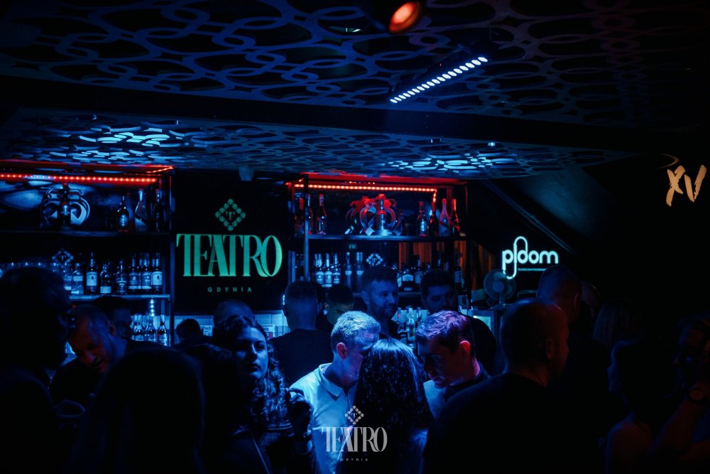 Wnętrze lokalu Teatro