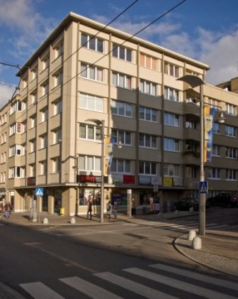 Modernizm, kamienica Kreński - widok budynku z zewnątrz